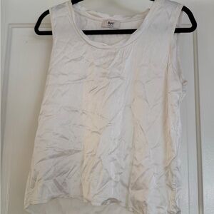 B.yu White Scoop Neck Tank Top